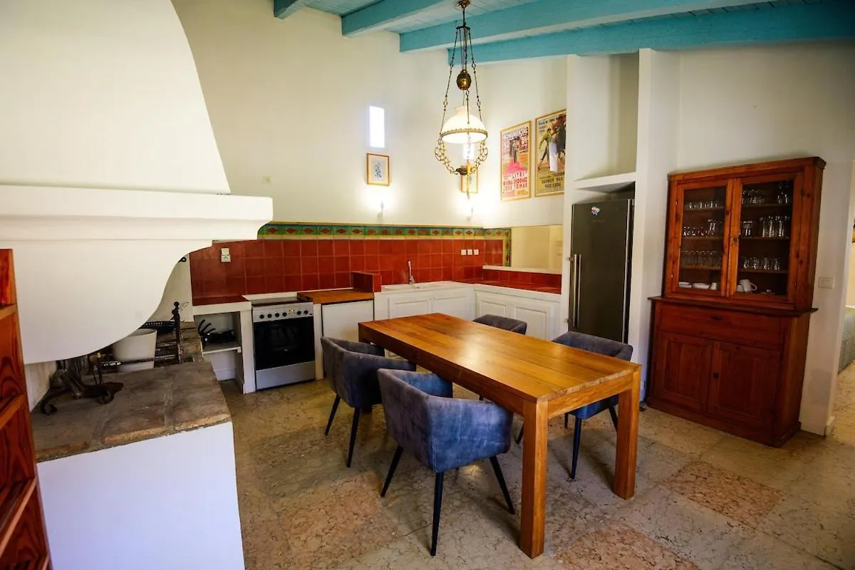Un Cabanon En Camargue Villa Arles 0*,